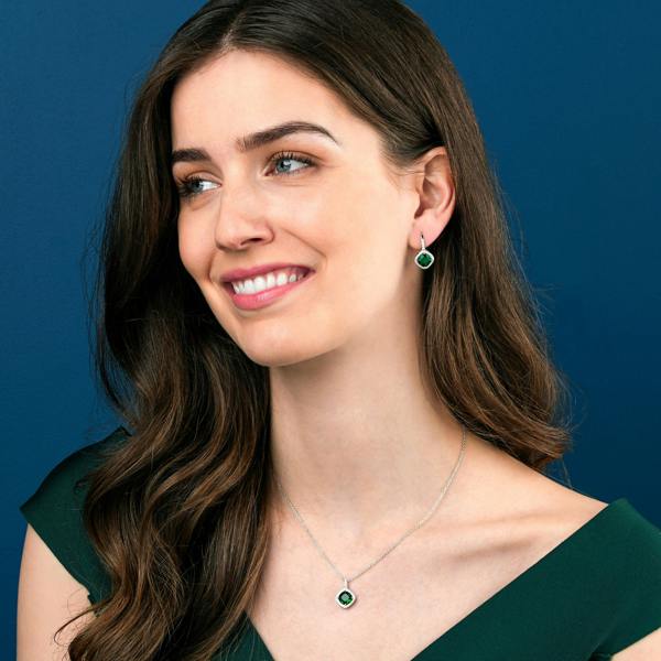 namana 925 Sterling Silver Green Cushion Shaped Halo Pendant Necklace For Women