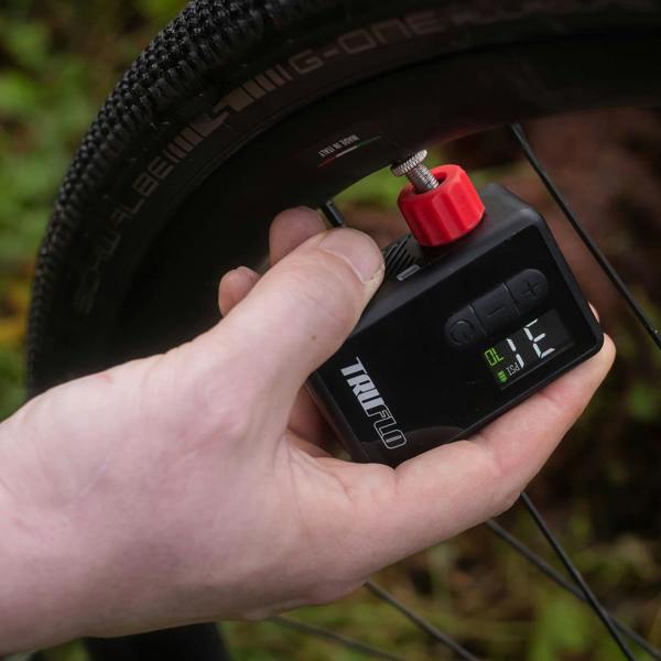 Truflo Electron Compact Bicycle Rechargeable Electric Pump / Tubeless Compatible