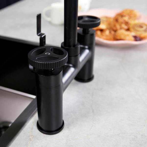 Flode kraft | Industrial Bridge Style 3 in 1 Instant Boiling Tap | Matt Black Finish