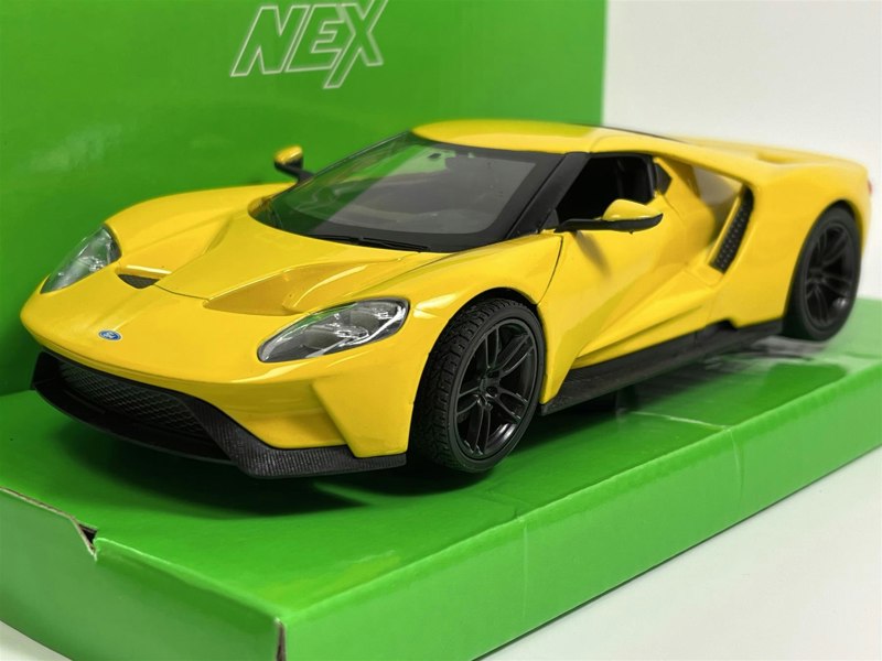 Welly 2017 Ford GT Yellow 1:24 Scale Welly 24082y