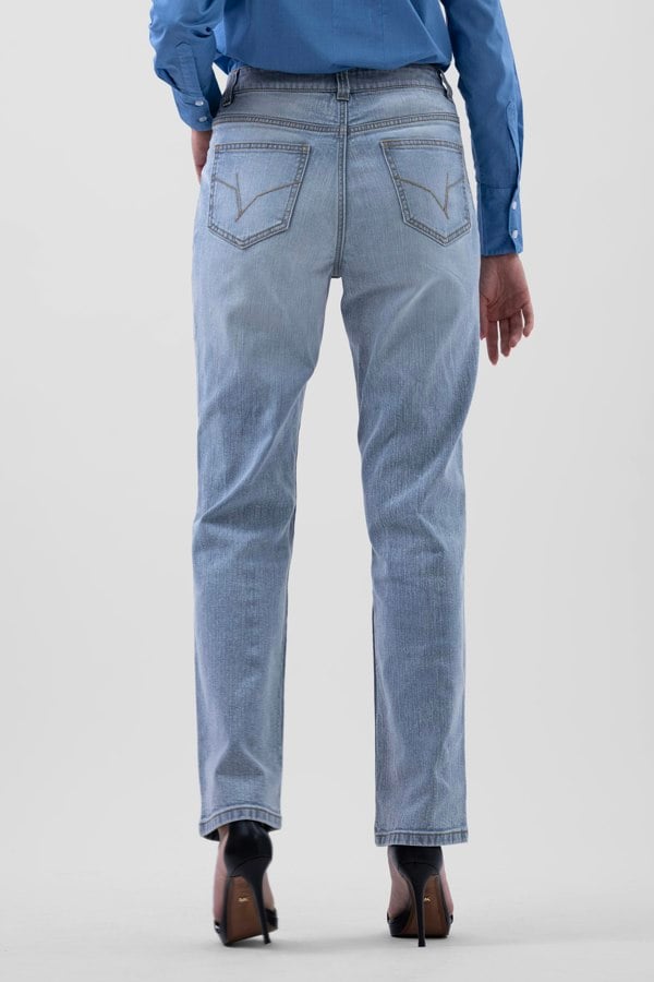 ENORSIA Womens  Straight Fit Ripped Jeans