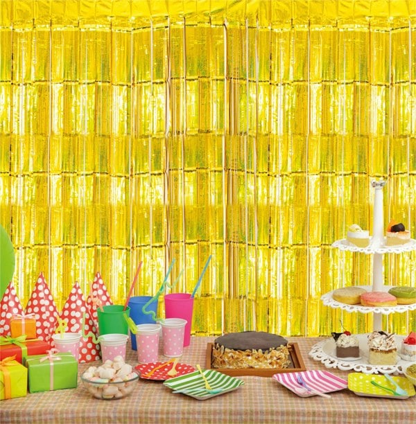 Cheetah Shimmer Tinsel Curtain, 3M x 1M Gold