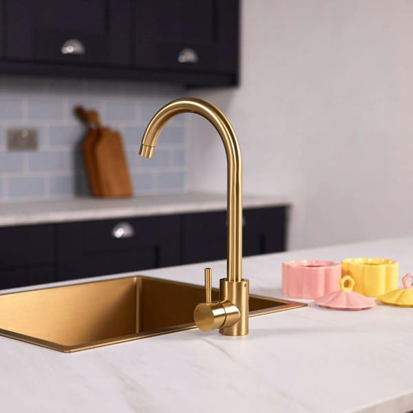 Flode Lillehammer | Single Lever Kitchen Sink Mixer Tap with Swivel Spout | Brushed Brass Finish