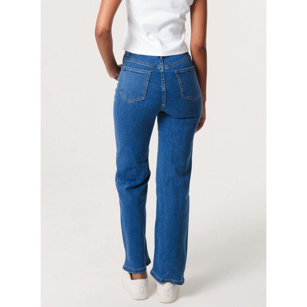 Pink Vanilla Spray Heart Detail Jeans