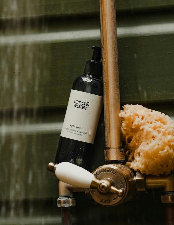 Land & Water Body Wash 250ml - Grapefruit, Lime &  Star Anise