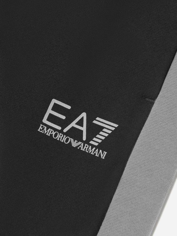 EA7A6025_BLACK_3