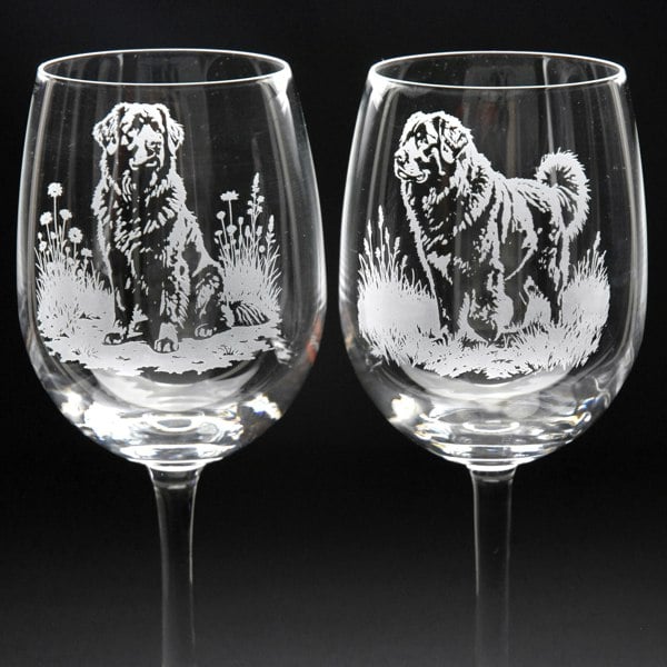 Glyptic Glass Art Newfoundland Dog Crystal Wine Glass - Hand Etched/Engraved Gift