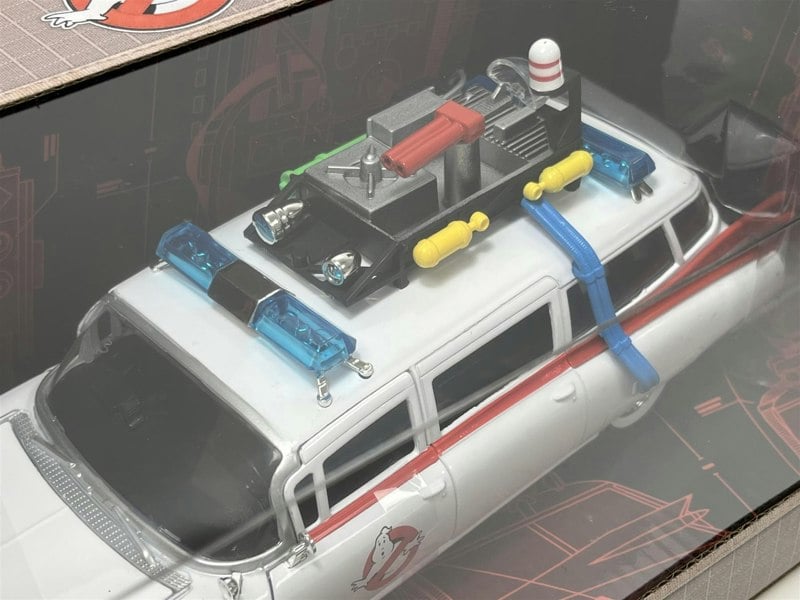 ghostbusters ecto-1 1:24 scale jada 253235000