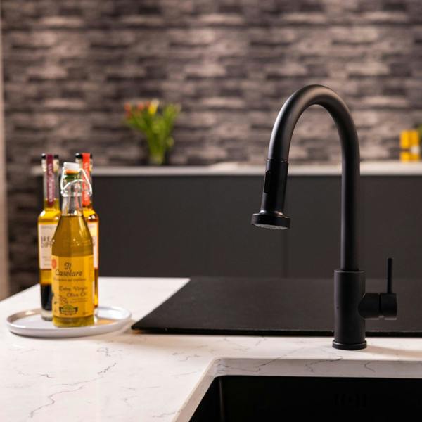 Flode Runda | Kitchen Sink Mixer with Pull out Spray | Matt Black | Round Head