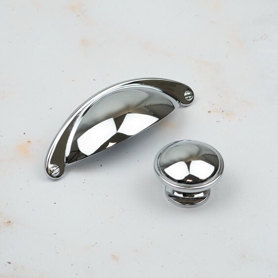 Handle & Home Polished Chrome Knob and Coordinating Cup Handle