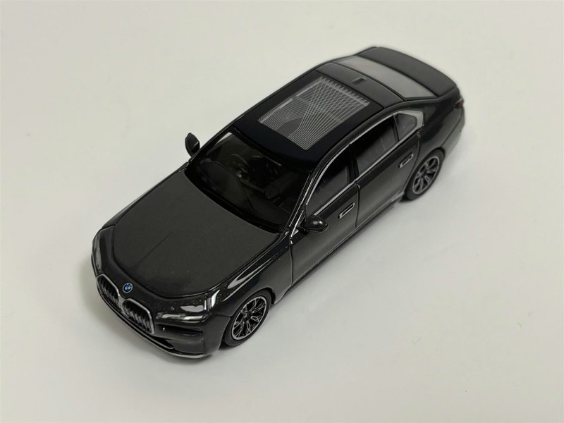 Mini GT BMW i7 xDrive60 Dravit Grey LHD 1:64 Mini GT MGT00818L