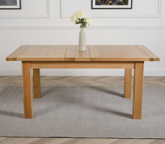 That's Furniture Seattle 150 - 210cm Oak Extendable Dining Table