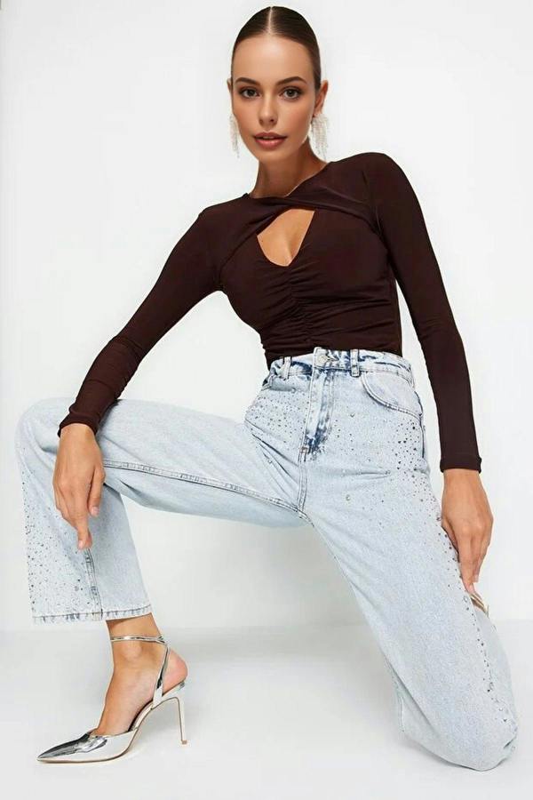 WOVCOR Knit Bodysuit with Cut-Out Detail