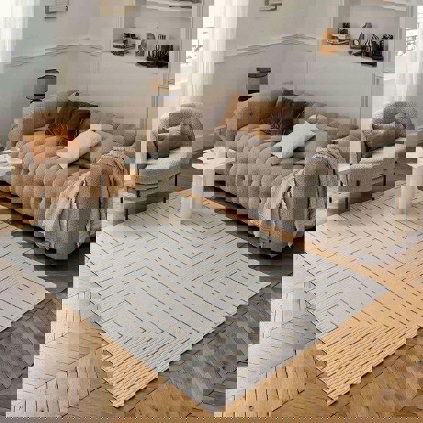 Geometric Living Room rug, gold-cream colours, stain-resistant and non-shedding