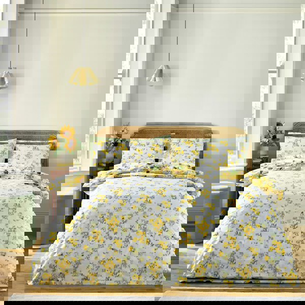 Catherine Lansfield Sunflowers Reversible Duvet Cover Set
