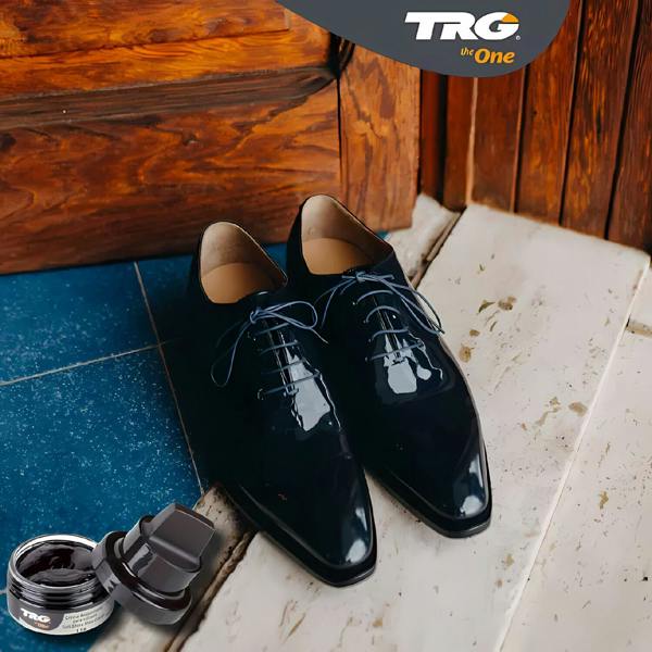 TRG Self Shine Renovating Shoe Cream With Sponge for Instant Shine 50ml
