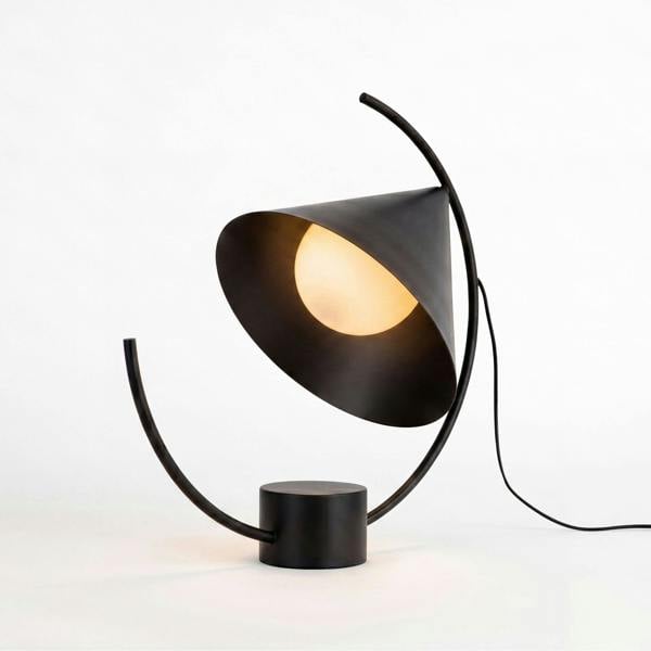 Angel Cerdá Table lamp in black steel 8117