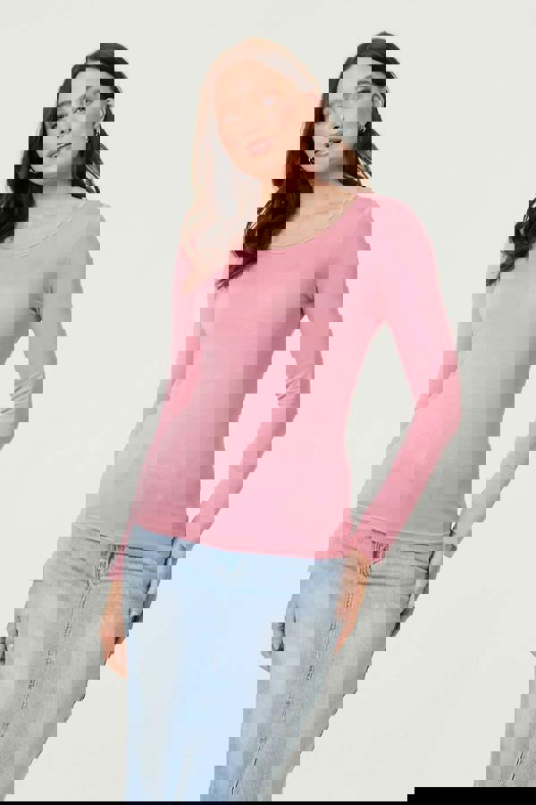 Pink | Long Sleeve Slim Scoop Neck Top : Model is 5'9"/175 cm and wears UK8/EU36/US4/AUS8