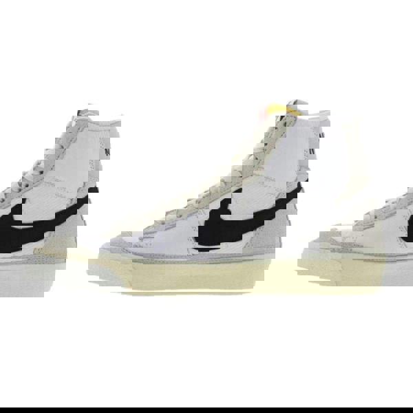 Nike Mens Blazer 77 Pro Club Mid Cut Trainers - White - 