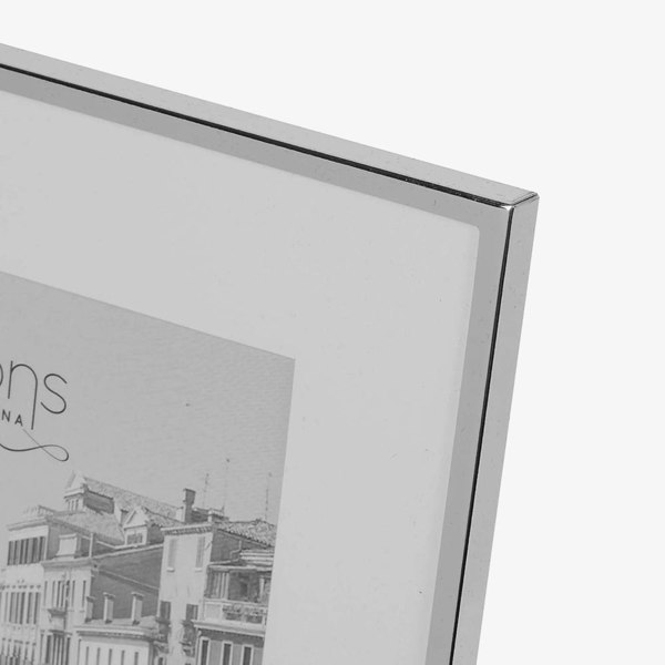 T. H. Baker Impressions Silver Plated White Boarder 5x7 Inch Photo Frame FS16057