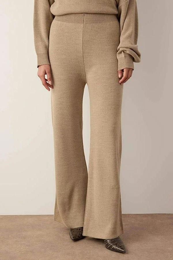 WOVCOR 2-Piece Knitwear Boat Neck Sweater-Pants Set