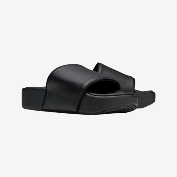 Nike HR1940 Slides   in  Black