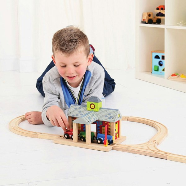 Bigjigs Rail Wooden Railway Station