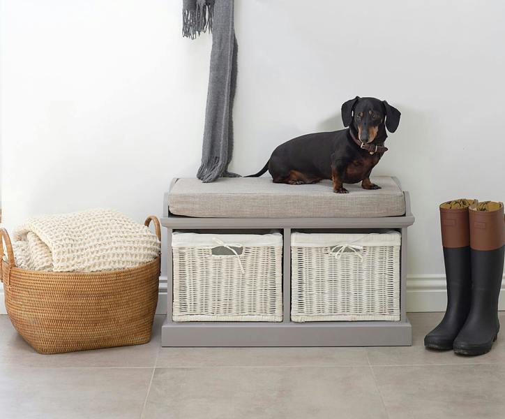 Statement Furniture Tetbury Bench with 2 White Wicker Baskets and Cushion Seat