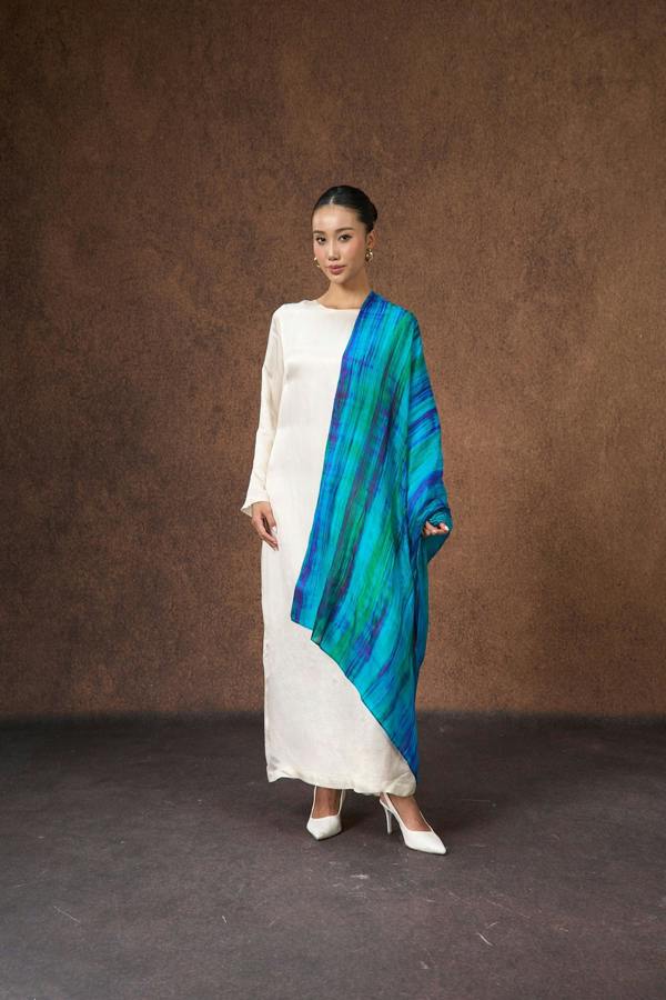 Peacock Blue Brushstroke Silk Scarf – Hand-Dyed Mulberry Silk, Statement & Evening Wrap