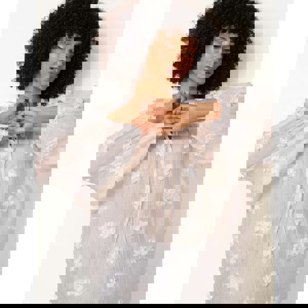 Blue Vanilla Floral Embroidery Top