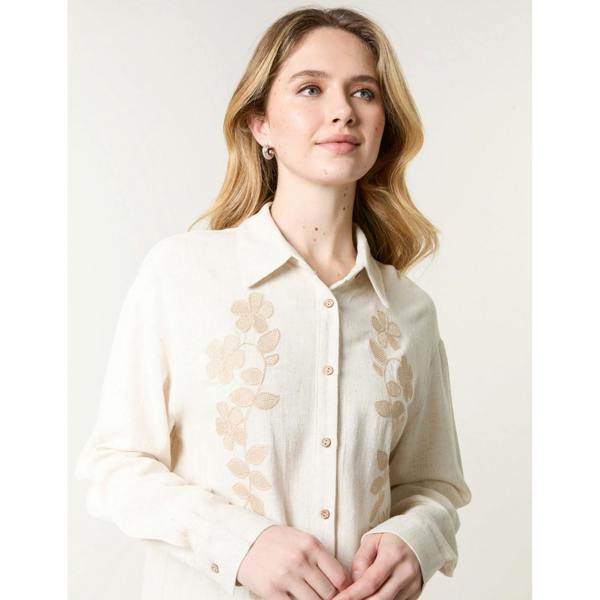 Blue Vanilla Linen Flower Embroidery Blouse