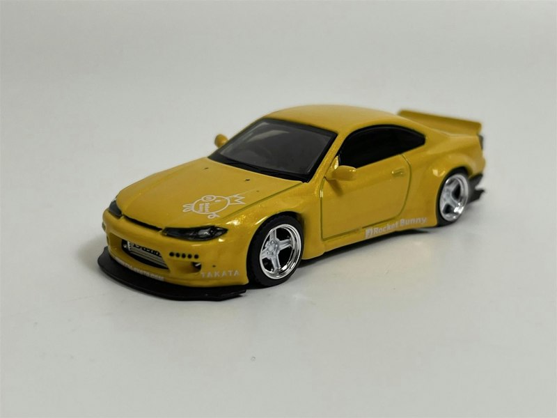 Mini GT Nissan Silvia Rocket Bunny RHD Bronze Yellow RHD 1:64 Scale Mini GT MGT00643R