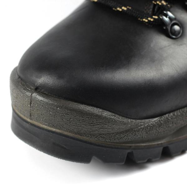 Grisport Crusader walking boots made from Italian leather