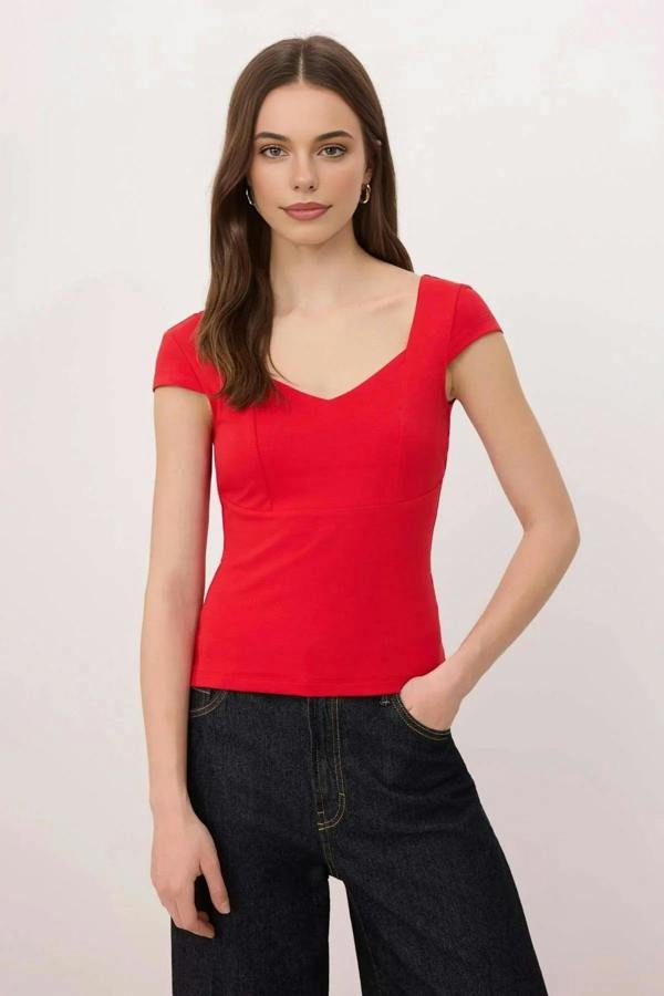 WOVCOR Heart Neckline Fitted Cotton Stretch Knit Blouse