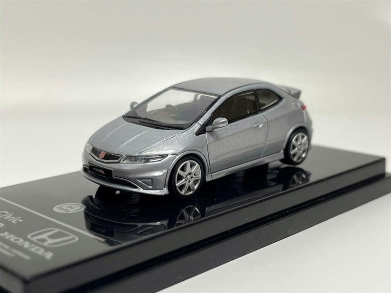 Paragon Honda Civic 2007 Type R FN2 Euro Alabaster Silver Metallic RHD 1:64 Paragon 65394