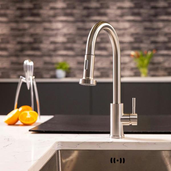 Flode Runda | Kitchen Sink Mixer with Pull out Spray | Brushed Steel | Round Head