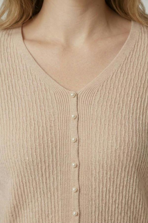 Beige | Textured Pearl Detail V-Neck Knit Top