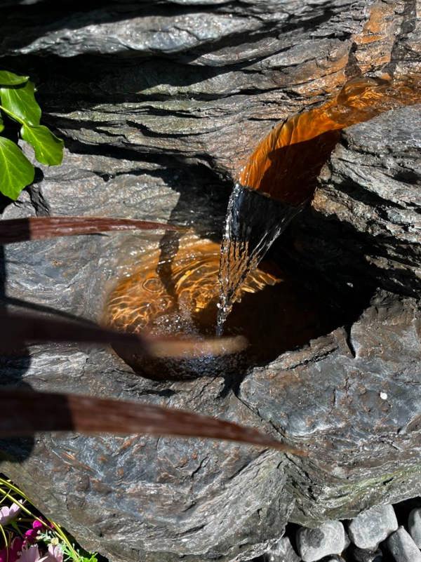 Tranquillity Water Features Hinokias Rock Effect Water Feature