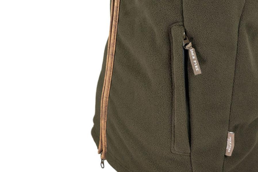 Luxury zipped pockets on the Jack Pyke Countryman fleece gilet with pheasant to keep valuables safe when out on the field