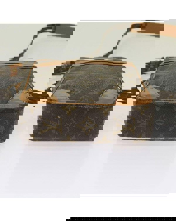 168282346.jpg