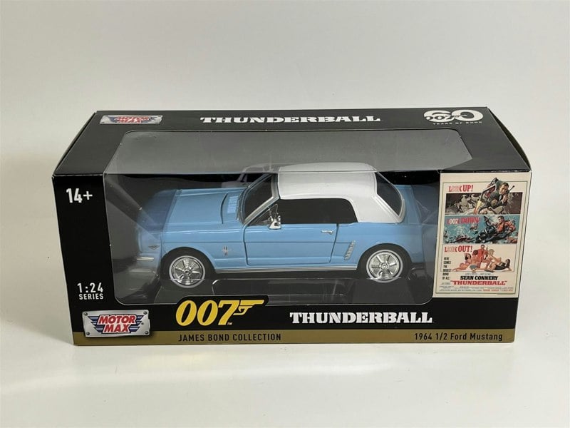 Motormax 007 James Bond Thunderball 1964 1/2 Ford Mustang 1:24 Scale Motormax 79855