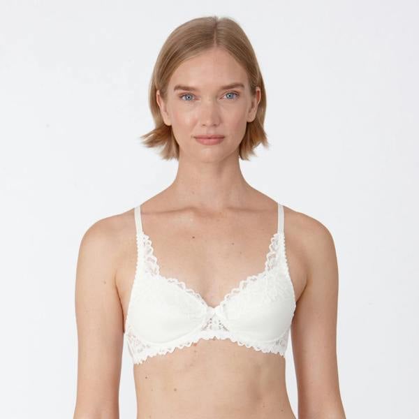 The Little Women Victoria High Apex Non-Wired Medium Removable Padded Bra
