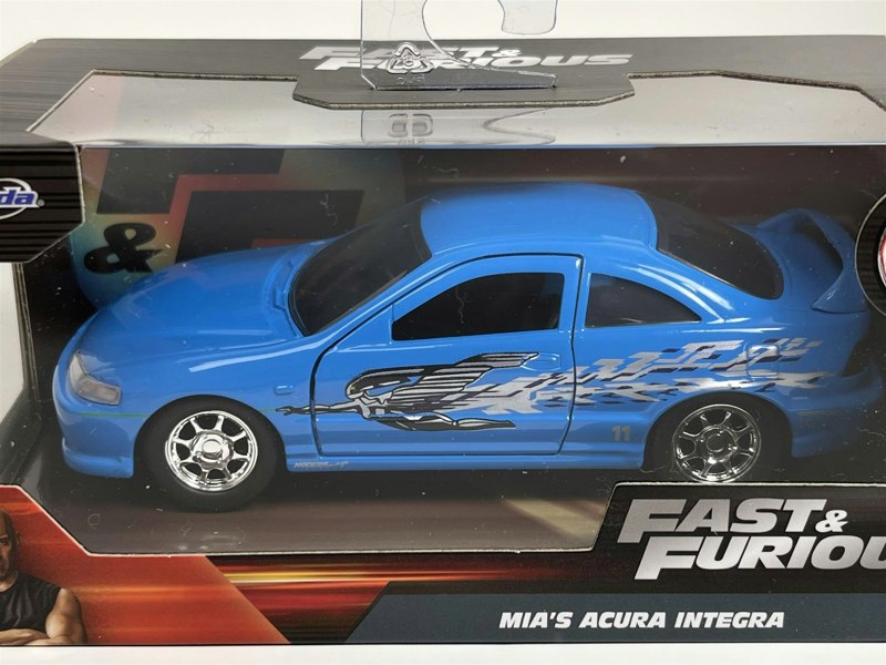 Jada Fast and Furious Mia's Acura Integra 1:32 Scale Jada 31029