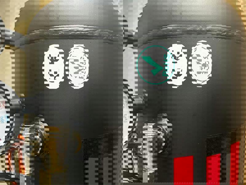 Portable Electric Air Compressor 50L 178LPM 8 BAR / 115PSI (2.5HP 1.8KW Lightweight Garage Workshop)