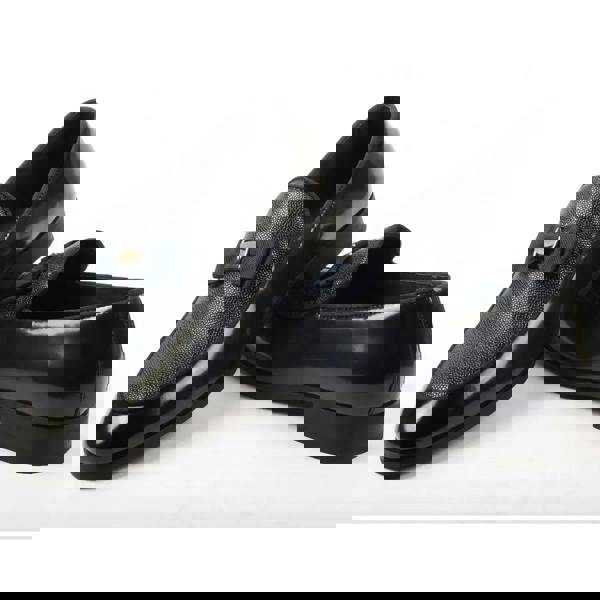 Dolcetto Men’s Textured Front Iconic Buckle Bow Loafers