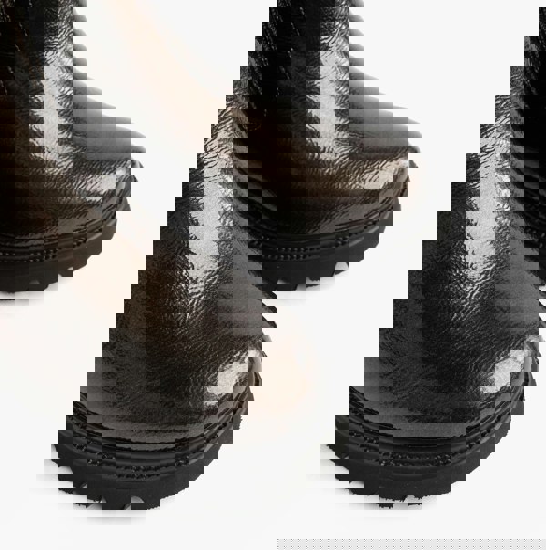 Heavenly Feet ZETA Womens Chelsea Boots Pewter Patent