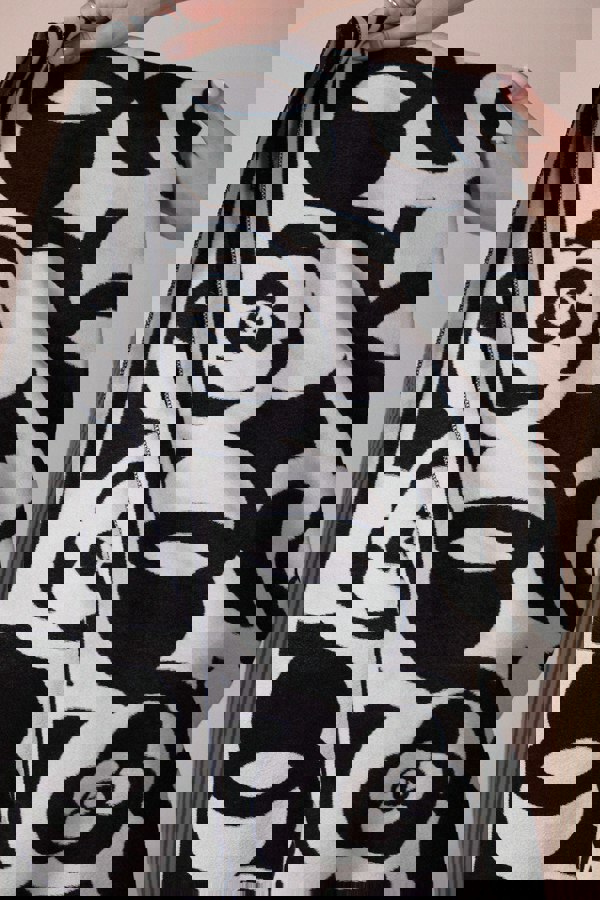 SVNX Rose Print Scarf