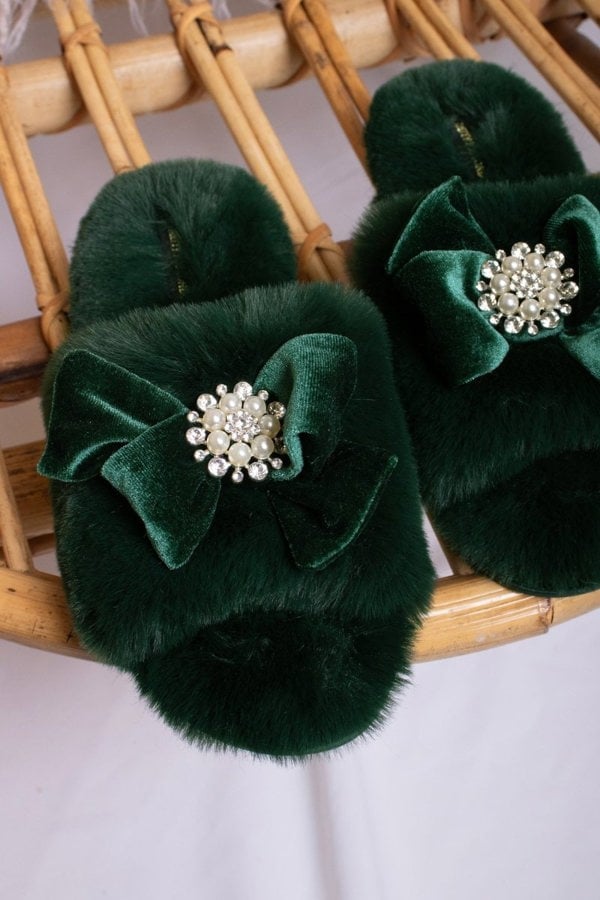 Anya in GreenSlippers
