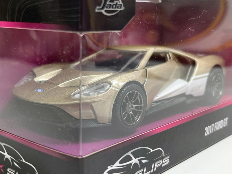 Jada 2017 Ford GT Gold 1:32 Scale Pink Slips Jada 253292000 24106