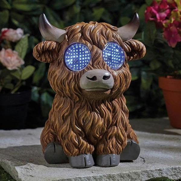 1 x Blinking Solar Highland Cow Garden Ornament Animated LED Outdoor Statue